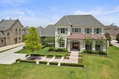 6831 Fountain Lane